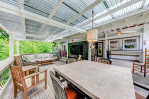 Outdoor: Back Deck, Sectional, Electric Fireplace, Dining Table and 55 Inch Smart Samsung TV - Magnolia Garden, Hot Tub, Outdoor Cooking Area, Courtyard w/ Firepit (Sautee Nacoochee)