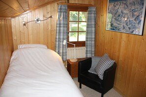 3 bedrooms, iron/ironing board, WiFi, bed sheets - La Moussiere, Morgins (Morgins)