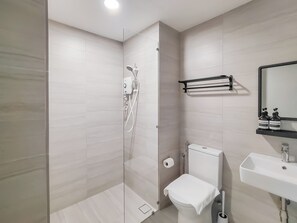 Apartment, 2 Schlafzimmer | Badezimmer | Seife, Shampoo, Toilettenpapier
