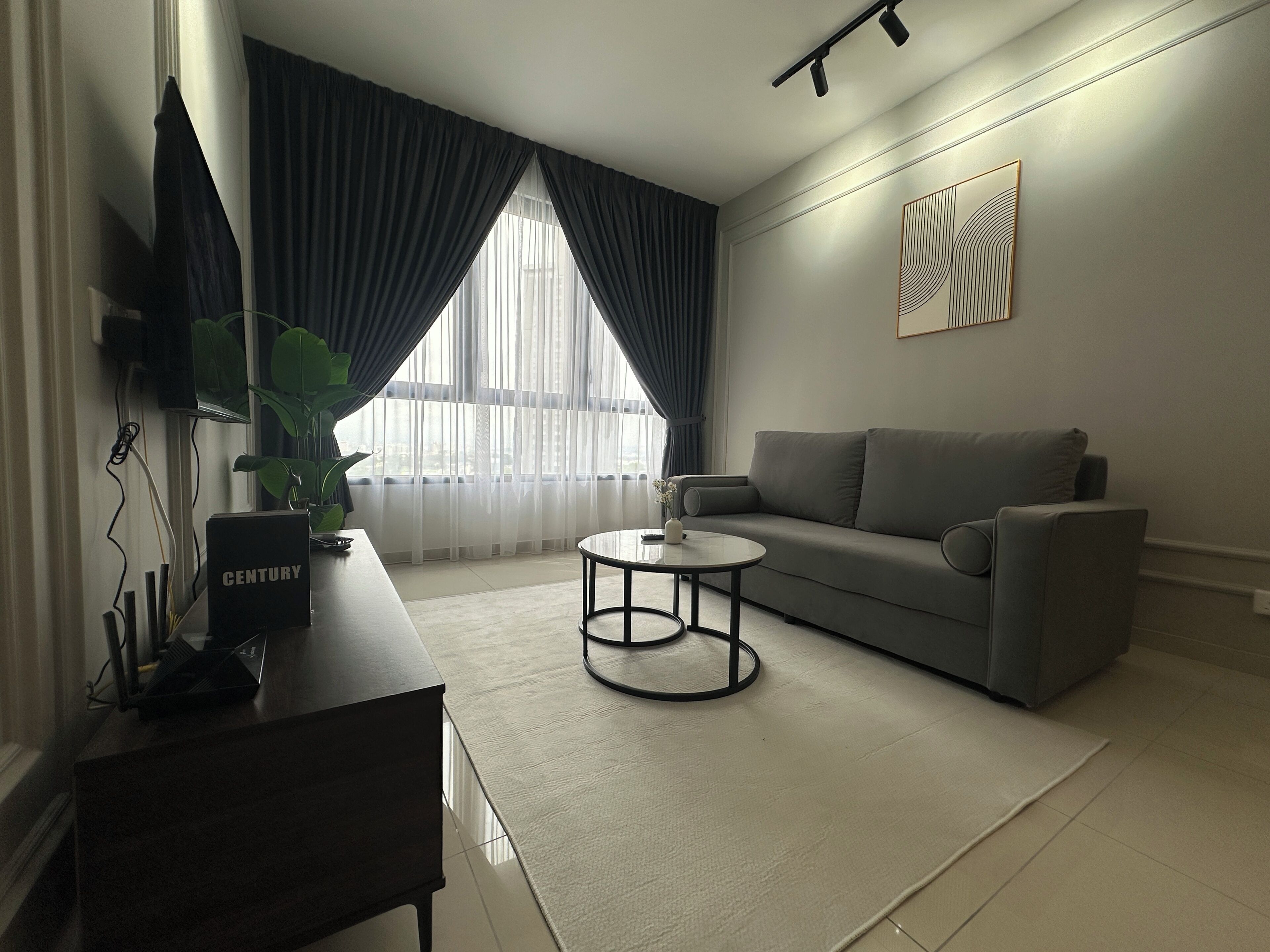 Apartment, 2 Bedrooms, 2 Bathrooms | Living area
