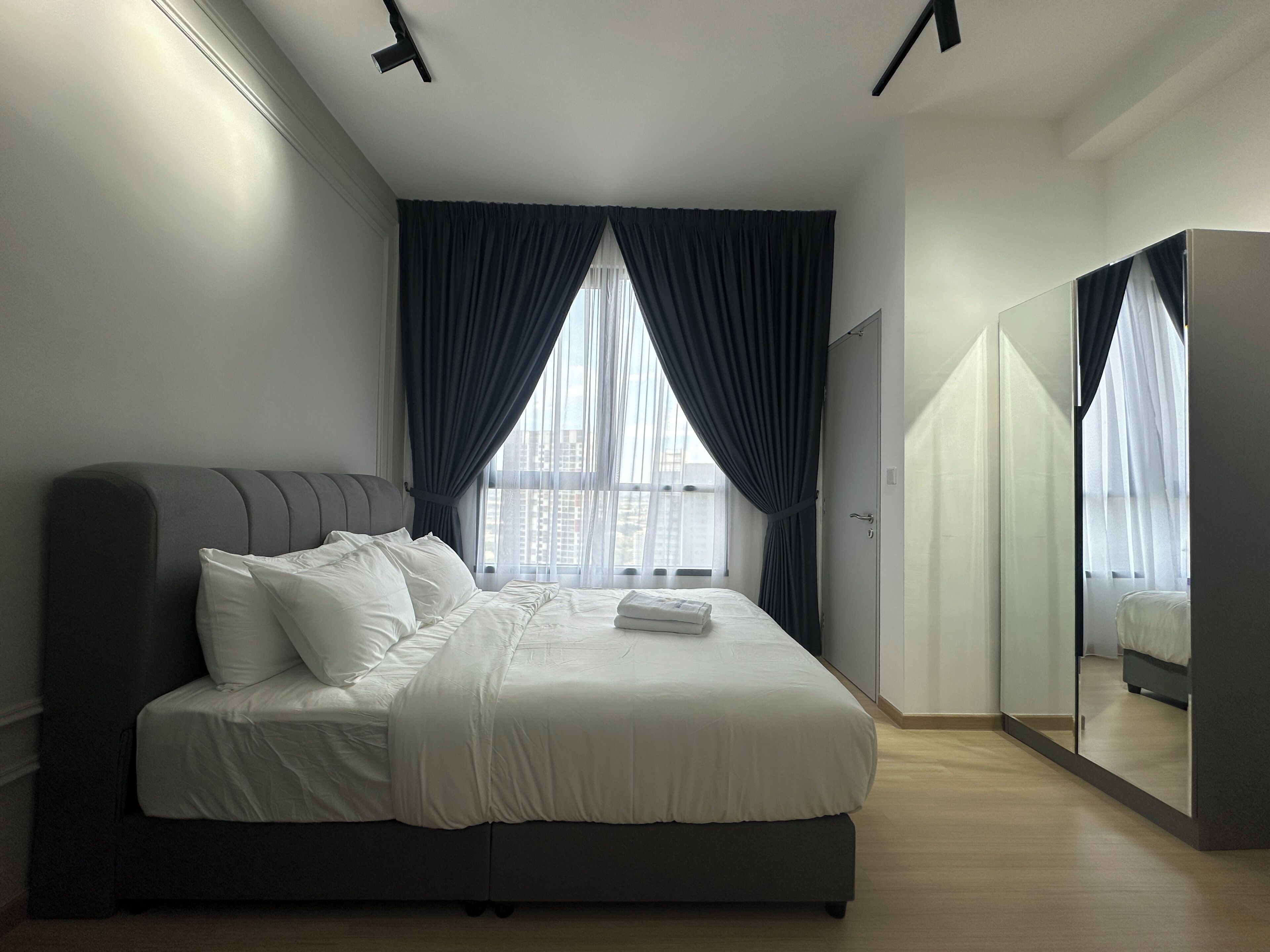 Apartment, 2 Bedrooms, 2 Bathrooms | Iron/ironing board, free WiFi