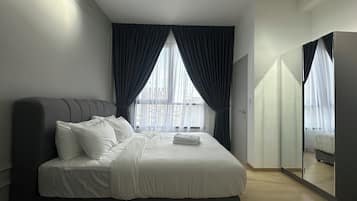 Apartment, 2 Bedrooms, 2 Bathrooms | Iron/ironing board, free WiFi