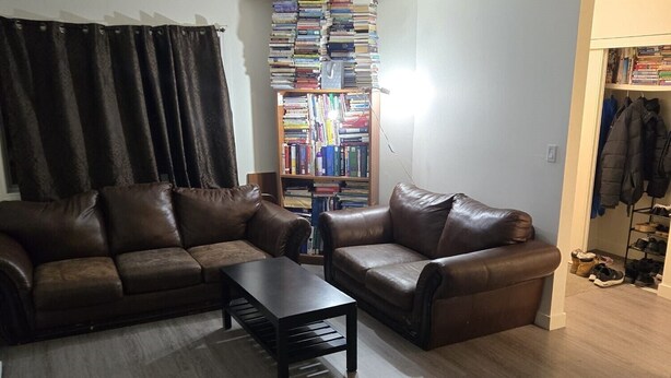 Interior - Stay Near Bus & Train Access (Edmonton)