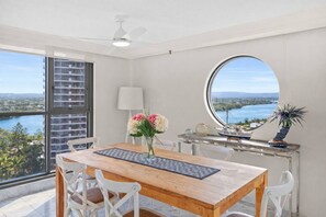 Dining - Beachside Paradise Ocean River & Hinterland Views (Surfers Paradise)