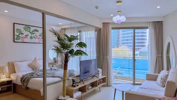 Familie appartement, balkon | Verduisterende gordijnen, een strijkplank/strijkijzer, gratis wifi