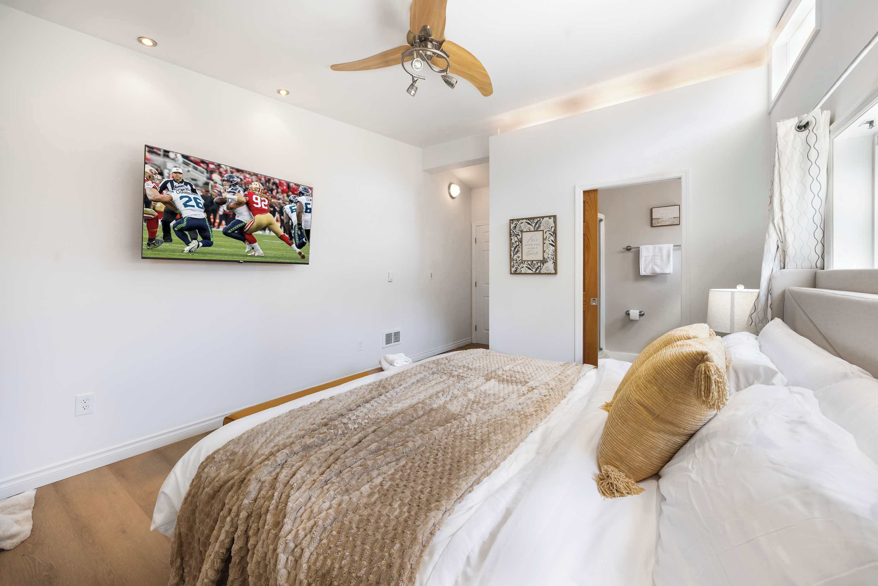 Iron/ironing board, WiFi, bed sheets