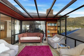 Property grounds - Charming house with lovely views (Queenstown)