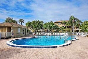 Pool - Blind Pass Condos at Bowman's Beach B208 on beautiful Sanibel Island (Sanibel)