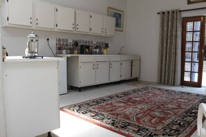 Rumah, 2 kamar tidur, akses difabel, patio | Interior