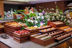 Desayuno buffet todos los días (con cargo)