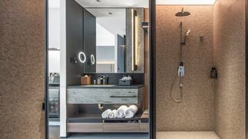 Classic Single Room | Bathroom | Free toiletries, slippers, towels, shampoo