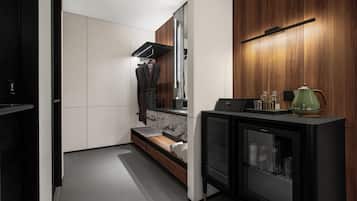 Comfort Single Room, City View | Interior
