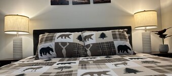 Cozy Private Suite in Quiet Whitehorse Neighborhood