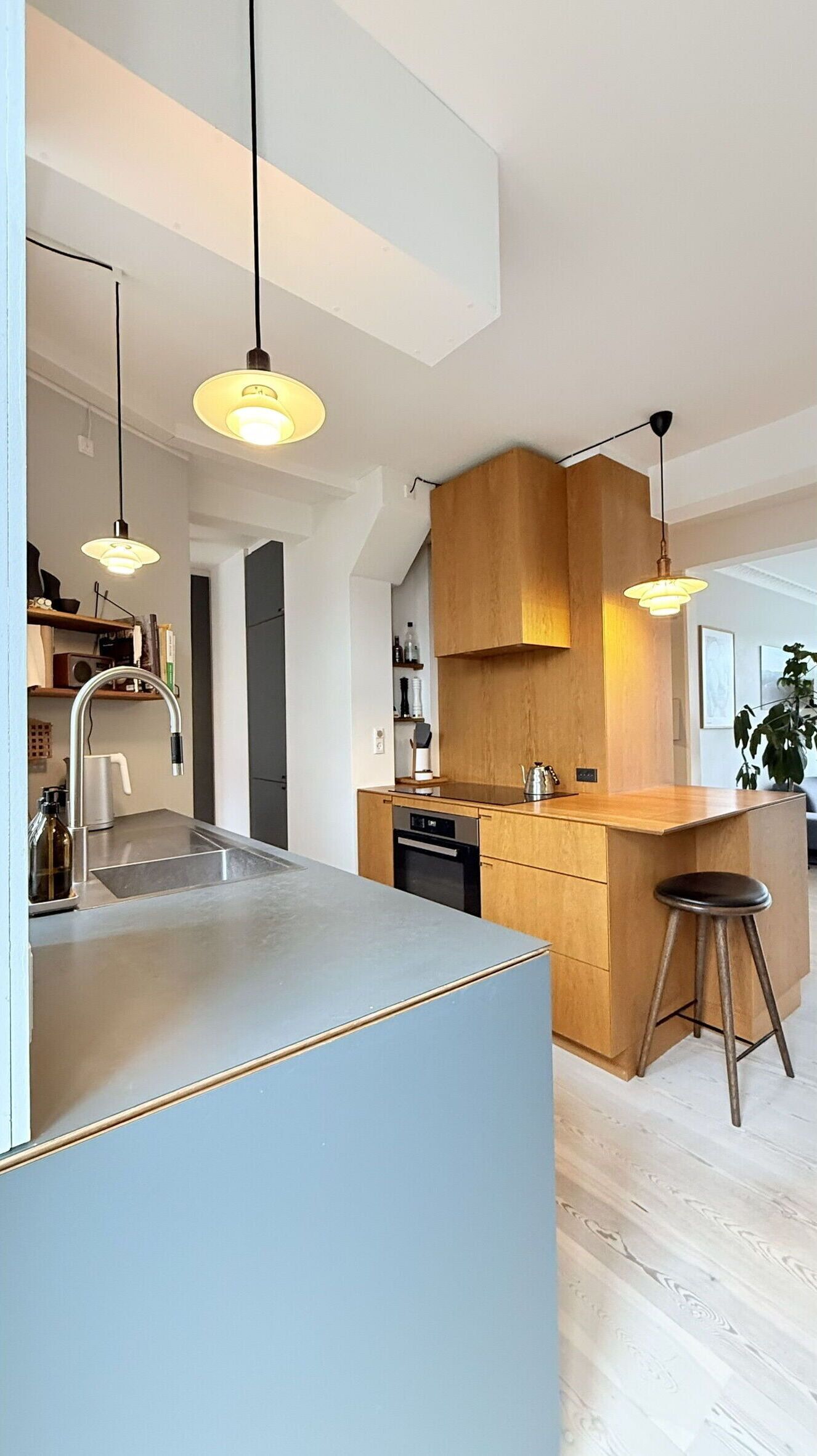 Køleskab, mikrobølgeovn, ovn, kogeplade