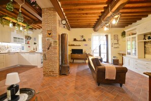 Family Apartment, Multiple Bedrooms, Mountainside (Dimora Belfiore) | Interior - Dimora Belfiore (Capolona)