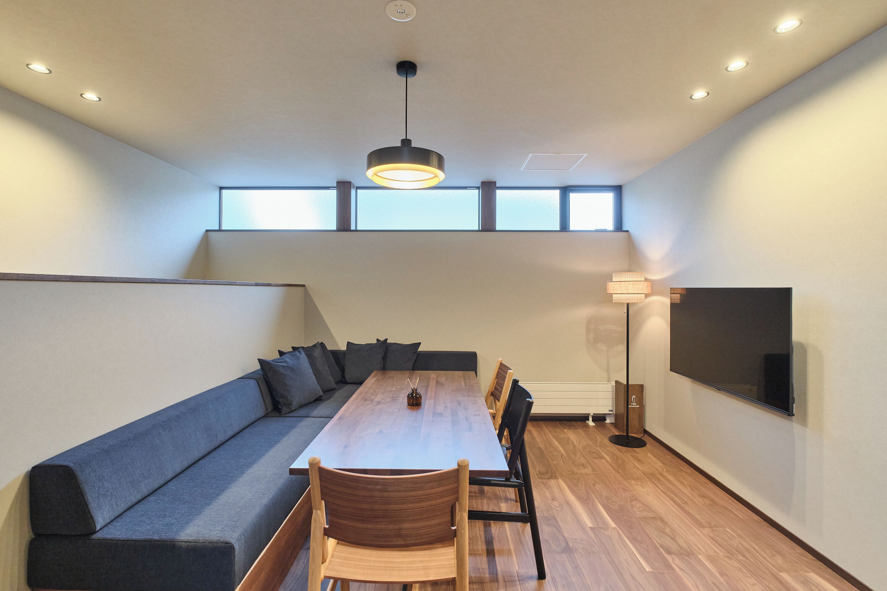 Comfort Condo | Living area | 50-inch flat-screen TV with digital channels