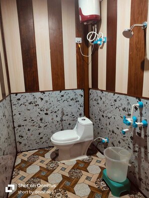 Bathroom - Jay jyoti resorts & caffe (Ukhimath)