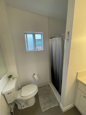 Handtücher, Seife, Toilettenpapier