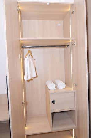 Deluxe Double Room | Interior - Shri ji vilas (Vrindavan)