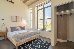 2 chambres, fer et planche à repasser, lit parapluie, Wi-Fi gratuit