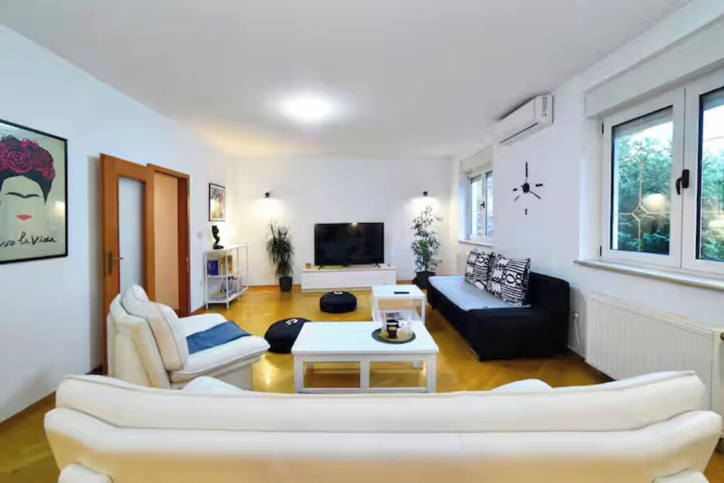 Quiet 6br City Center House - Sleeps 13 - Private Parking - Kids Friendly Oasis - Zagreb