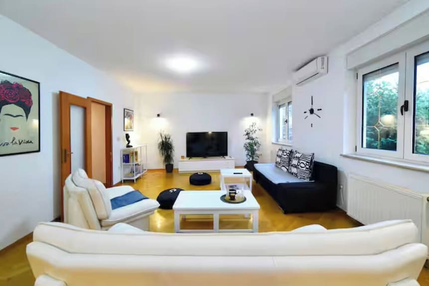 Quiet 6br City Center House - Sleeps 13 - Private Parking - Kids Friendly Oasis - Zagreb