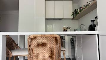 Family Single Room | Private kitchen