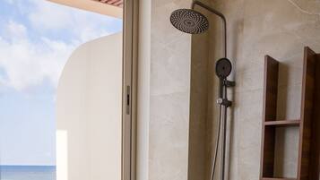 Deluxe Twin Room, Beach View | Bathroom | Free toiletries, slippers, towels, soap