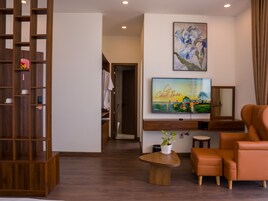 Deluxe Twin Room, Beach View | Interior
