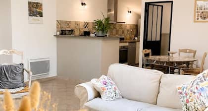 Gîte spacieux en Provence, 2 chambres, climatisation, wifi fibre, parking