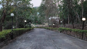 Casa, 2 dormitoris, accessible, vistes al jardí | Altres