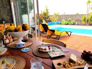 Dining - Villa Mirage - exclusive villa with heated private pool (Playa Blanca)