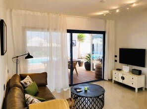 TV, stereo - Villa Mirage - exclusive villa with heated private pool (Playa Blanca)