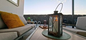 Terrace/patio - Villa Oasis: Heated pool, Jacuzzi, and style (Yaiza)