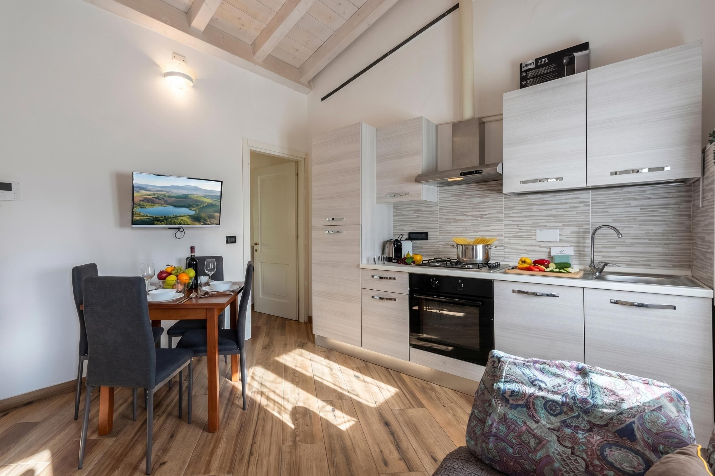 Appartamento Standard, camere multiple (Via Chiappori Sestri Ponente) | Cucina privata | Frigorifero, forno, piano cottura, macchina per tè/caffè