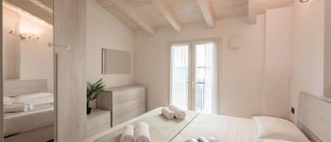 Departamento estándar, varias habitaciones (Via Chiappori Sestri Ponente) | 1 habitación, wifi gratis y ropa de cama
