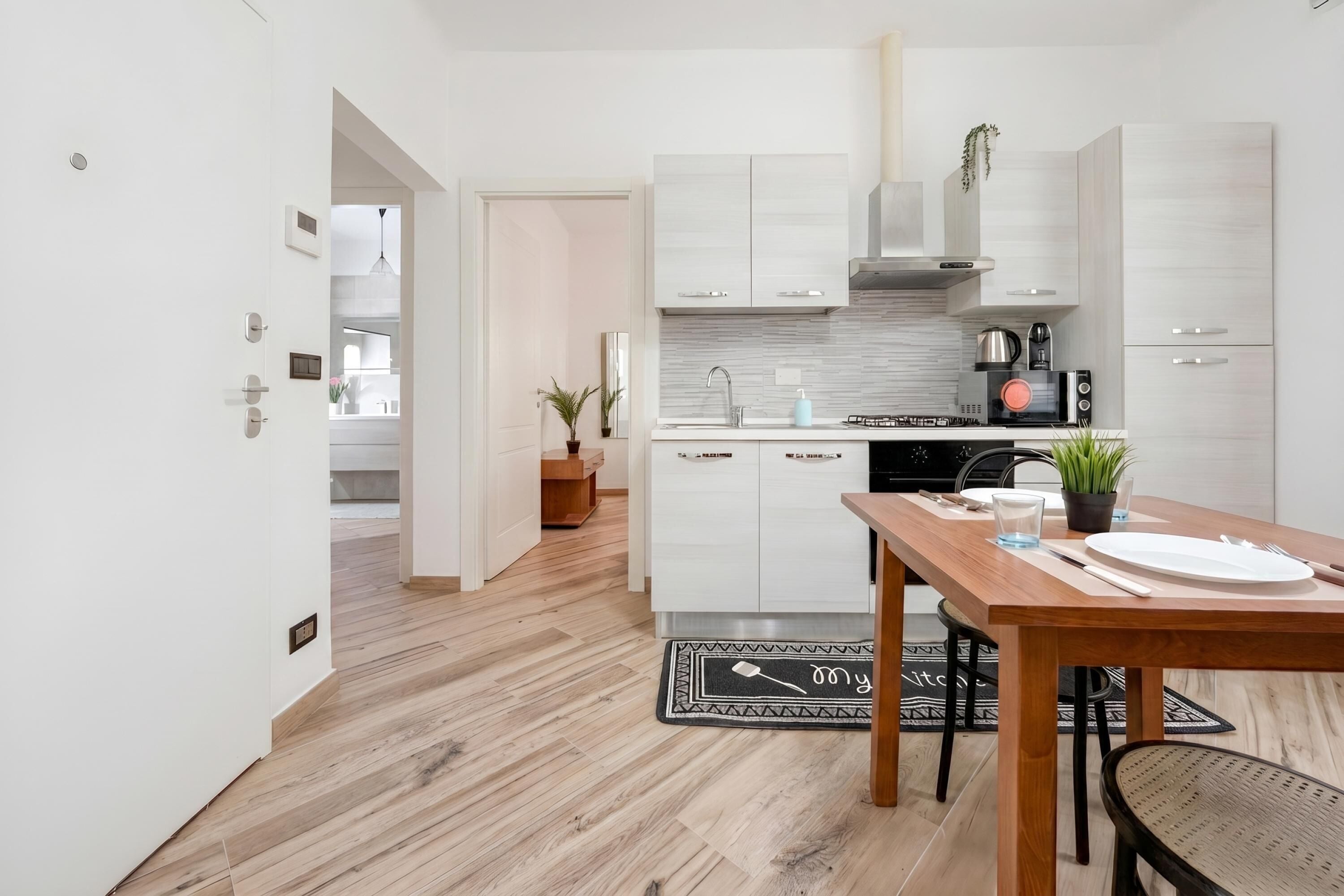 Appartamento Standard, camere multiple (Via D'Andrade Sestri Ponente) | Cucina privata | Frigorifero, microonde, forno, piano cottura