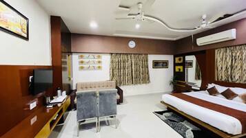 Deluxe Double Room, City View | Free WiFi