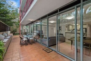 Terrace/patio - Exclusive Stays - Southbank Towers (Southbank)