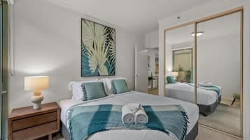 Classic Apartment, 3 Bedrooms, Patio | Iron/ironing board, free WiFi