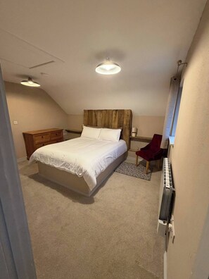 Room - The Hilltop Hideaway (Enniskillen)