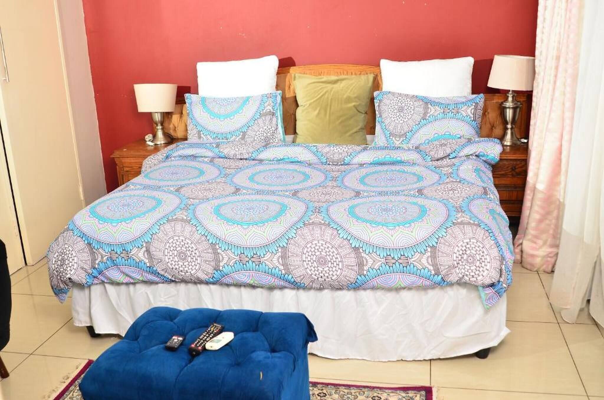 Iron/ironing board, Internet, bed sheets, wheelchair access