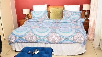 Iron/ironing board, Internet, bed sheets, wheelchair access