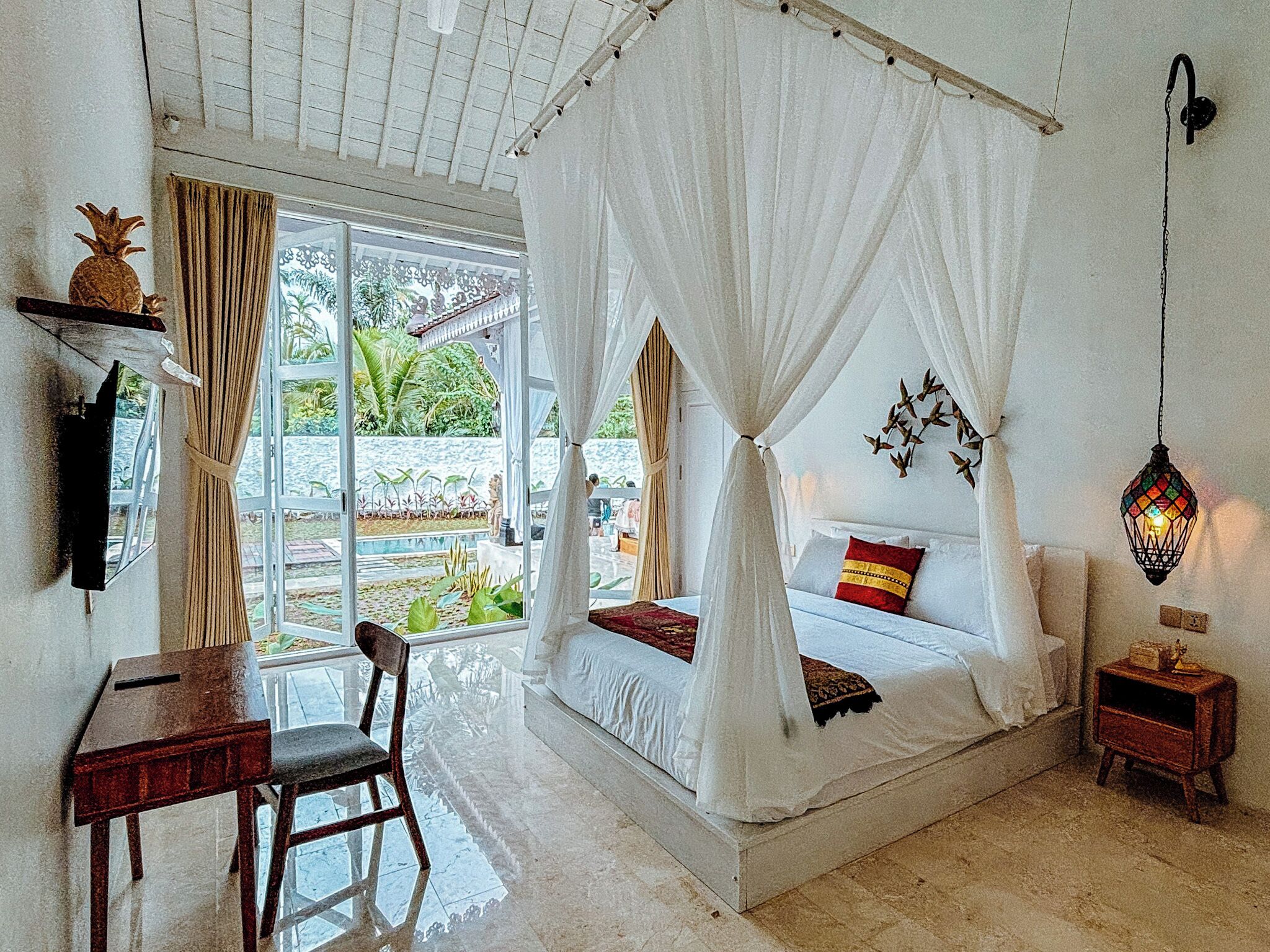 Two-Bedroom Villa with Private Pool | Desk, free WiFi, bed sheets