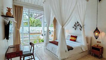 Two-Bedroom Villa with Private Pool | Desk, free WiFi, bed sheets