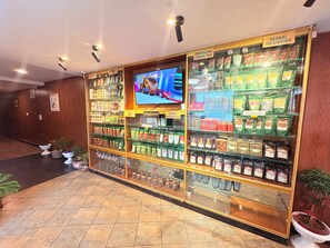 Gift shop - Himalayan Retreat (Darjeeling)