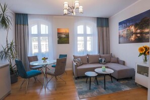 Living area - Proseco apartments (Opole)