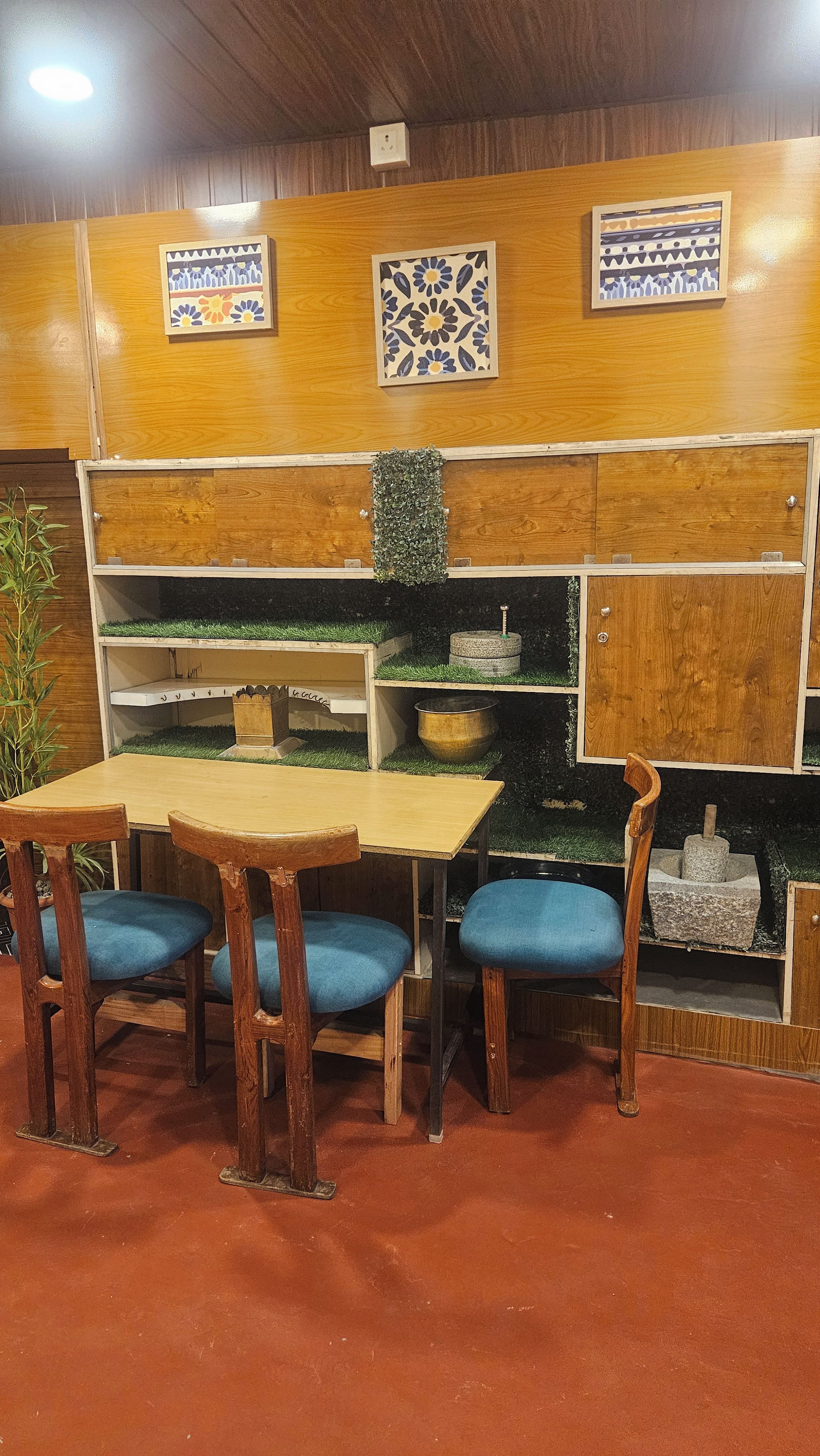 Makan dalam bilik