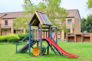 Apartment, 1 Bedroom | Children’s area - Cozy Comfortable Apartment With Pool (Akasia)