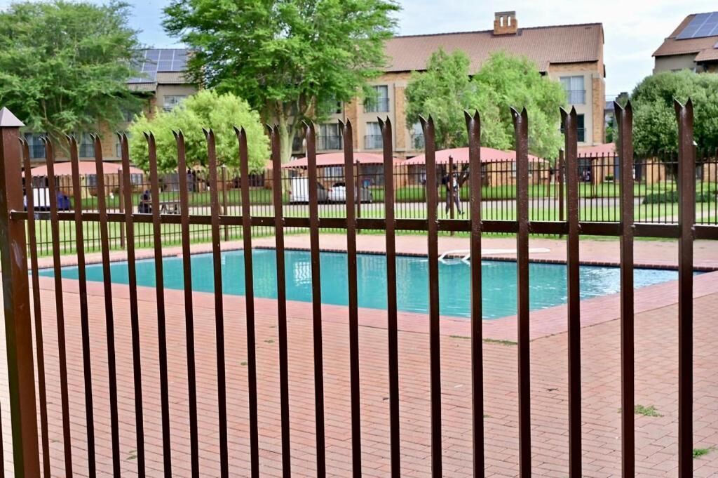 Apartment, 1 Bedroom | Pool | Outdoor pool